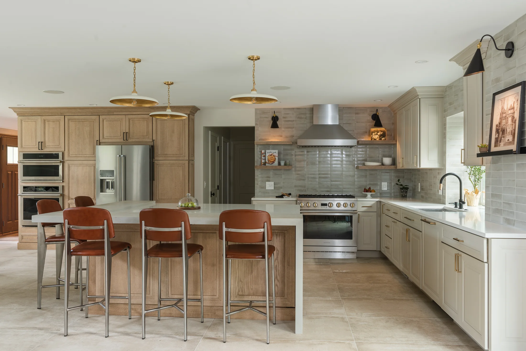 Bright completed Momentum kitchen